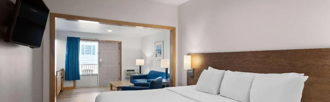 Days Inn by Wyndham Kill Devil Hills Oceanfront - Wilbur