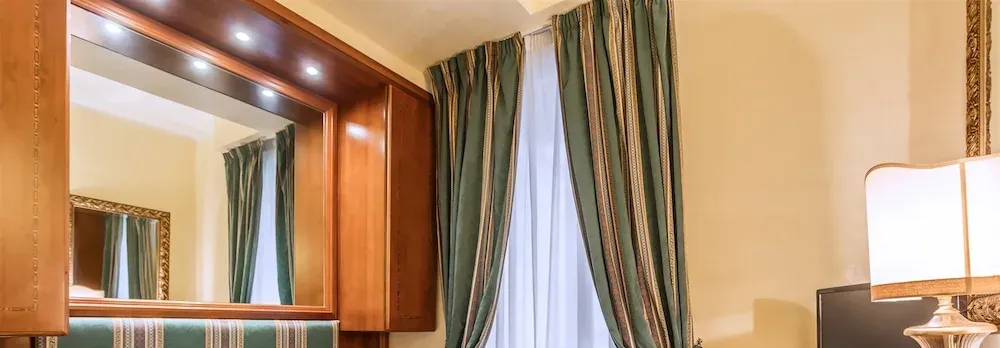 Raeli Hotel Regio