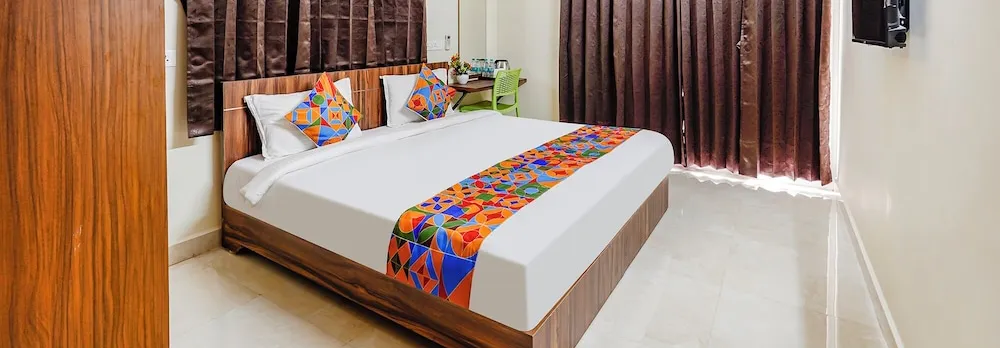 Fabhotel Lucky Inn Grand Residency
