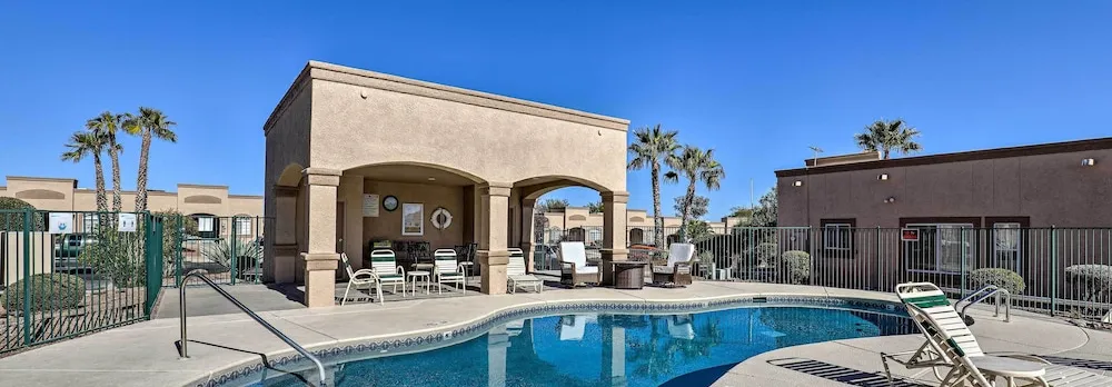 Private Golf Cart! 55-plus Green Valley Getaway