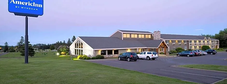 AmericInn by Wyndham Two Harbors Near Lake Superior