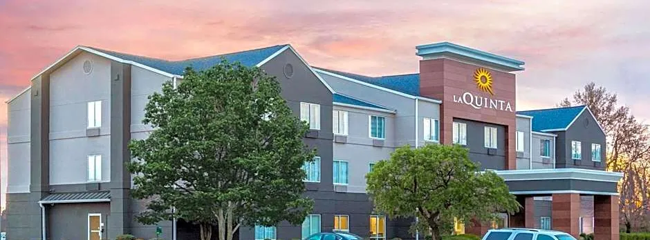 La Quinta Inn & Suites by Wyndham Hopkinsville