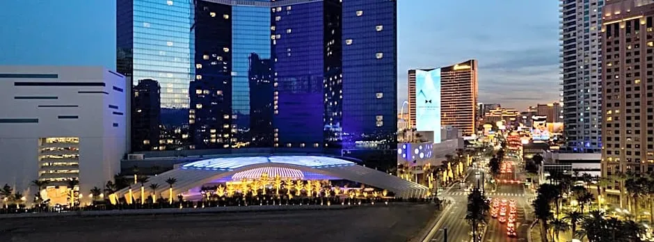 Fontainebleau Las Vegas - MICHELIN Key Award Hotel