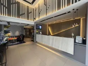 Home Inn Style Shanghai Hongqiao National Exhibition Jiuting Metro Station