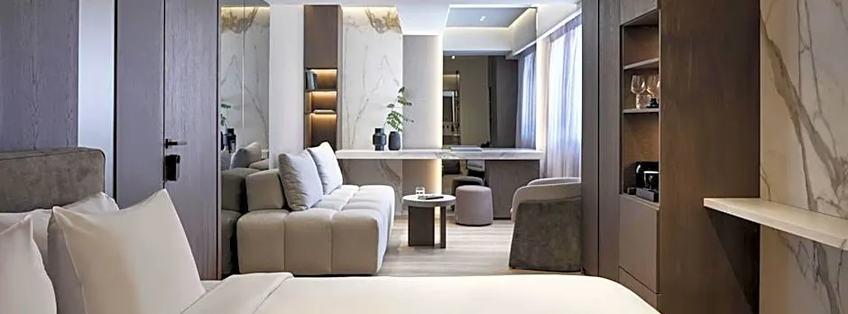 Nur Edge Aparthotel - Acropolis Skyline