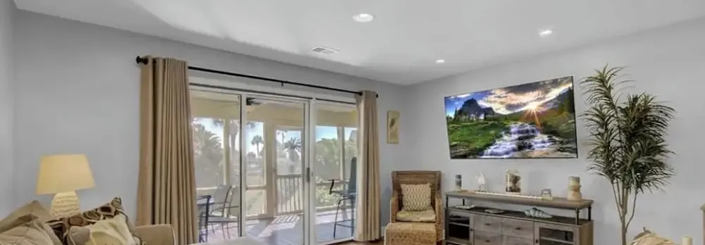 7C Mariners Walk by Avantstay Beautiful Porch, Easy Access to Pool + Beach