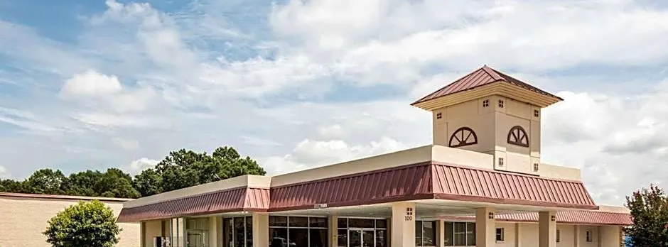 Super 8 by Wyndham Gaffney