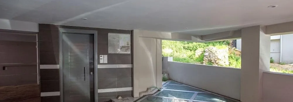 Modern Comfy Aptm Near the Acropolis by Ghh