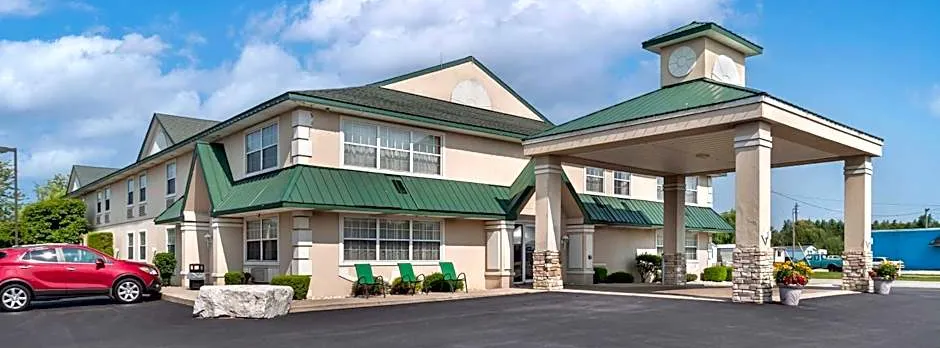 Quality Inn & Suites Manistique