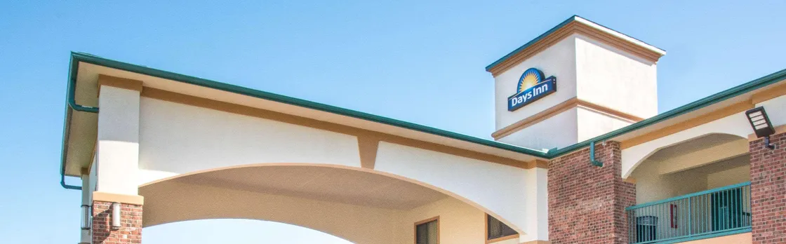 Days Inn by Wyndham Baytown East