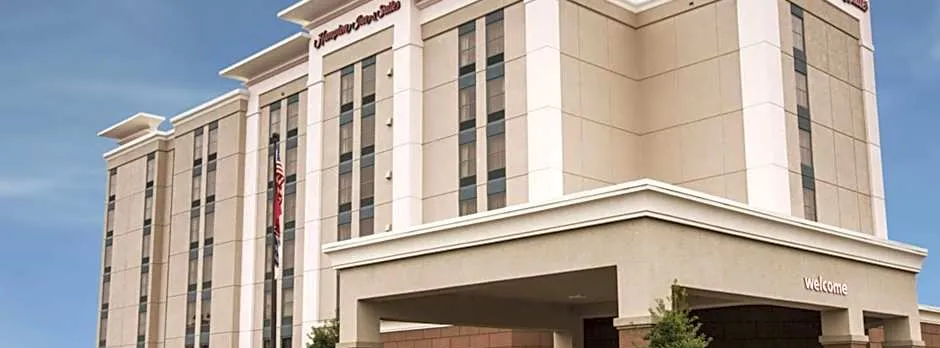 Hampton Inn & Suites Nashville-Airport