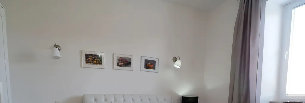 Captain Emo City Apartments