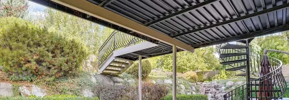 Elegant 6,300-sq-ft Family Home w/ Hot Tub in Orem