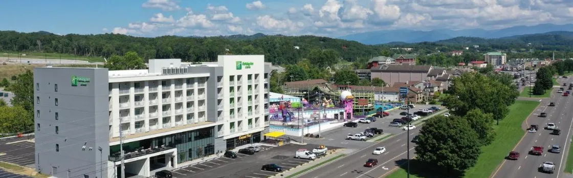 Holiday Inn & Suites Pigeon Forge Convention Center