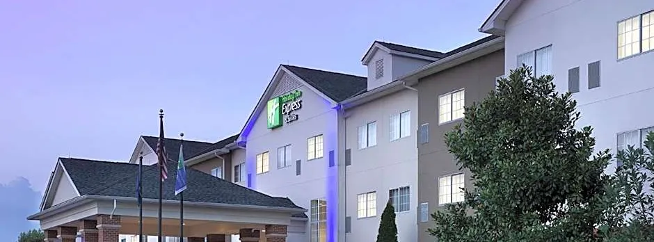 Holiday Inn Express & Suites Charlottesville - Ruckersville By IHG