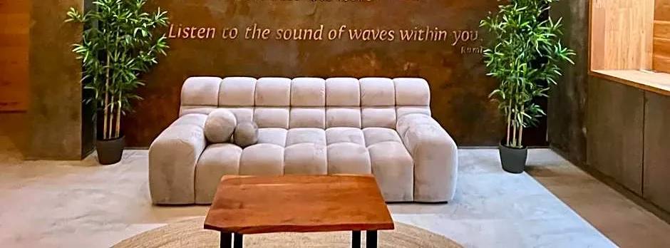 NALU Valencia Boutique Rooms