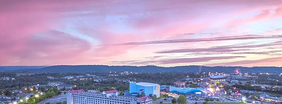Thousand Hills Resort Hotel