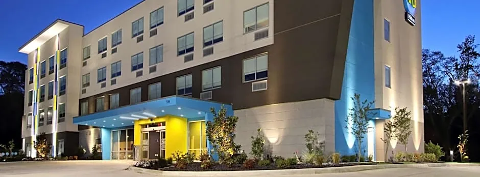 Tru by Hilton Meridian
