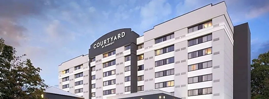 Courtyard by Marriott Shelton