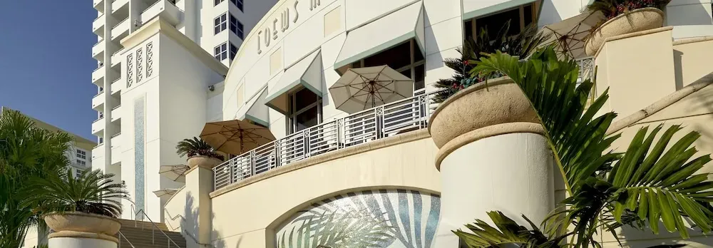 Loews Miami Beach Hotel – South Beach