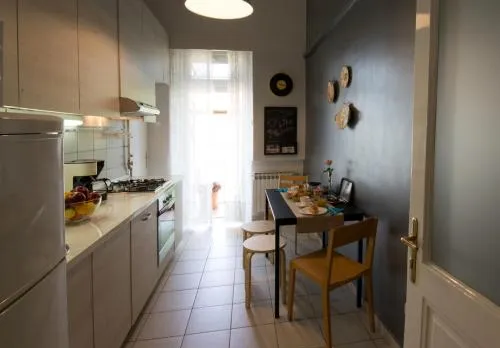 LikeHome Apartment