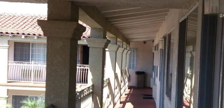 Santa Ana Travel Inn