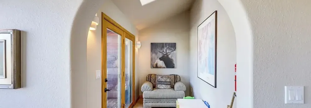 Angel Fire Townhome w/ Hot Tub: 2 Mi to Ski Resort