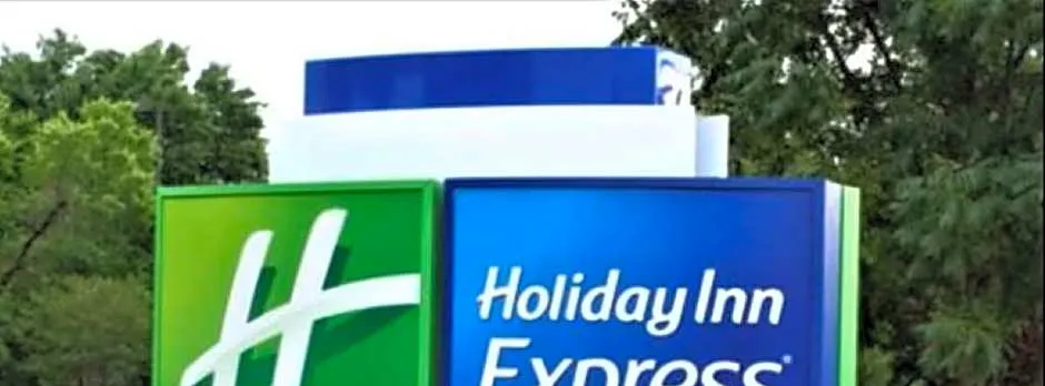 Holiday Inn Express Mentor Banquet Center By IHG