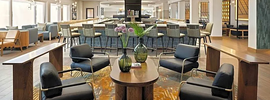 Oshkosh Marriott Waterfront Hotel & Convention Center