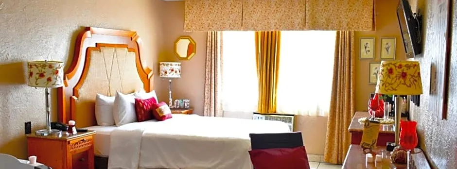 Hotel Baja San Diego