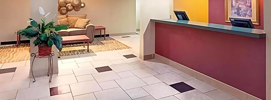 Rodeway Inn & Suites Chandler - Phoenix South I-10