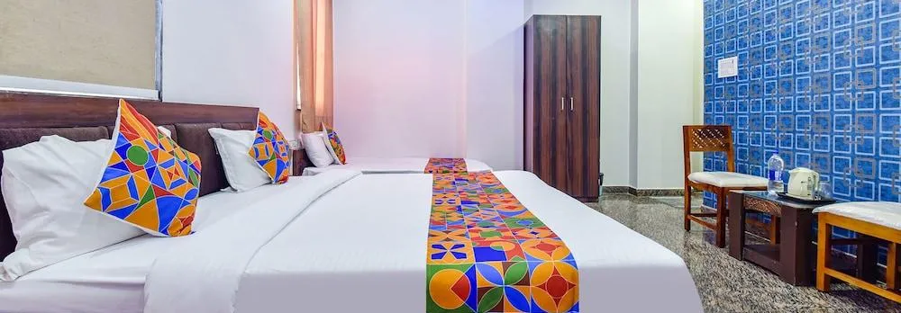 Fabhotel Diamond Inn