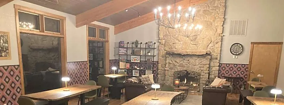 Country Mountain Inn