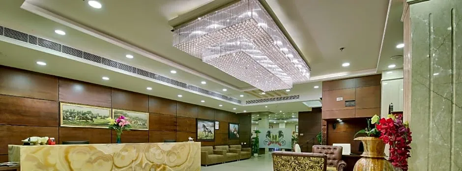 POLO Inn & Suites