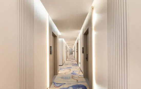 Yipin Hotel (Guangzhou Linhe West Subway Station)