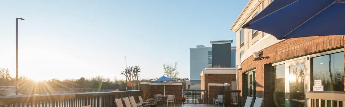 Holiday Inn Express and Suites Florence I 95 and I