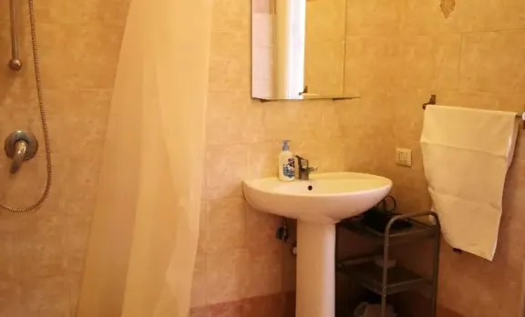 Romulea Guest House