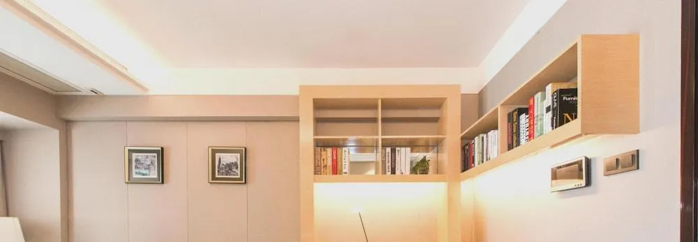 Uhome Apartments
