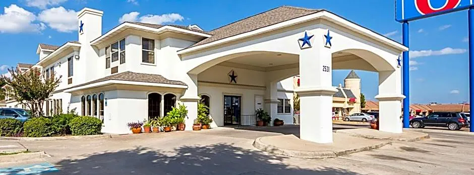Motel 6 Irving, TX - Irving DFW Airport South