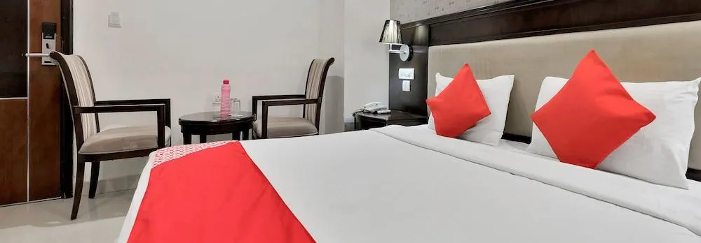 Capital O 12384 Hotel Rudra Grand