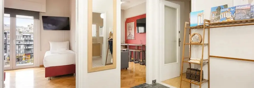 Sunny Cozy 3bd apt Just a min Away to Acropolis