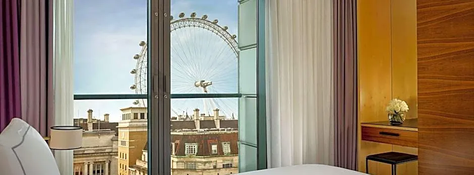 Park Plaza County Hall Hotel