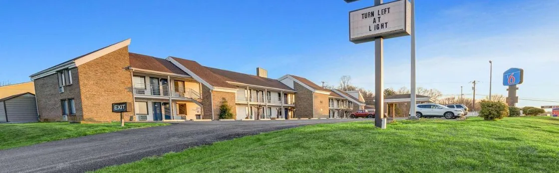 Motel 6 Hillsville