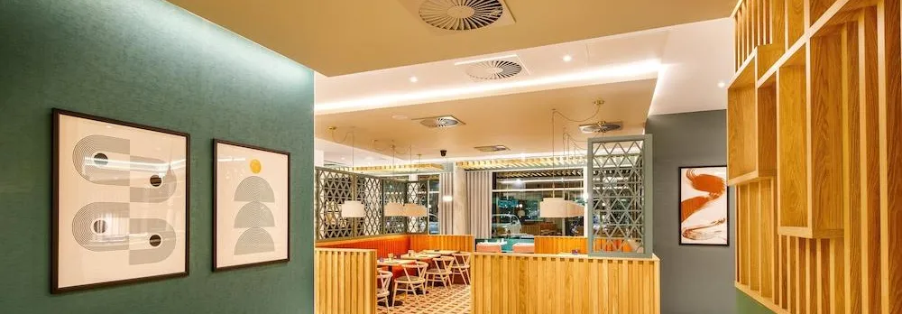 HOLIDAY INN MANCHESTER AIRPORT BY IHG