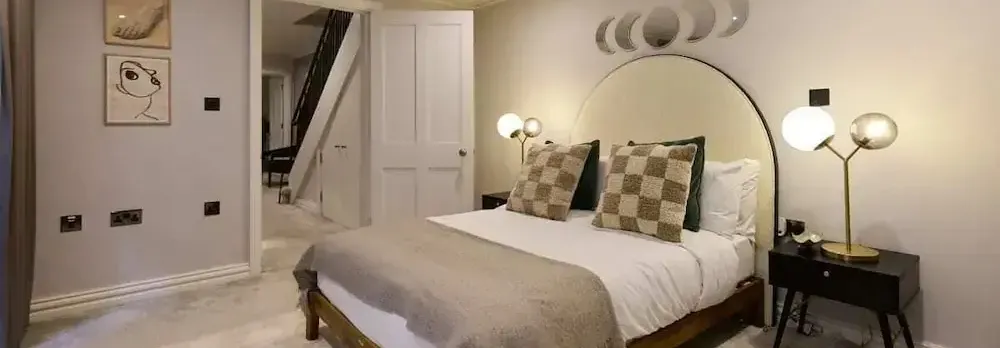The Bayswater Retreat - Adorable 3bdr Flat With Balcony