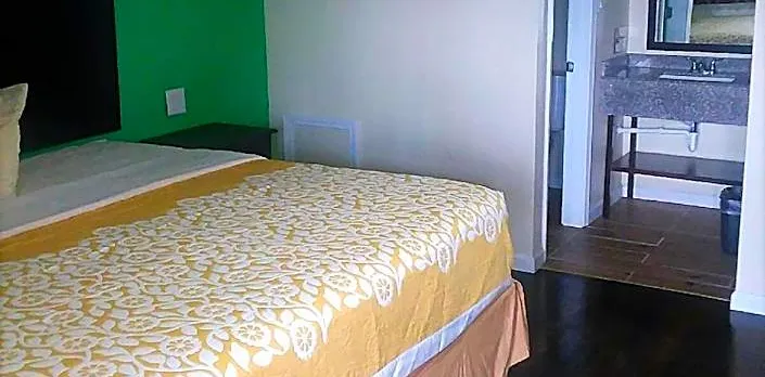 Budget Inn