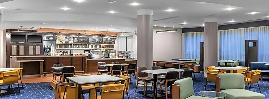 Courtyard by Marriott Pittsburgh Greensburg