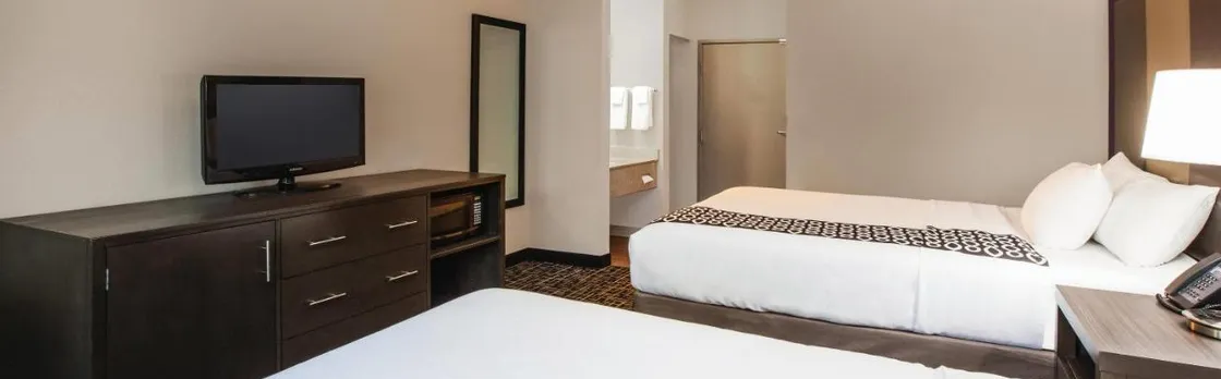 La Quinta Inn by Wyndham Indianapolis North at Pyramids
