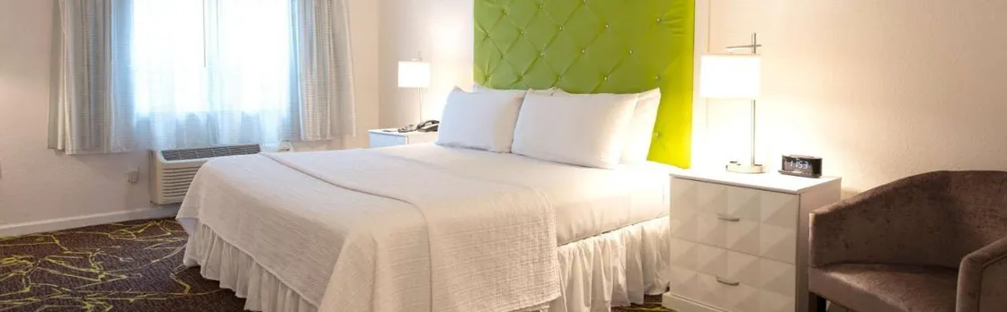 The Roslyn, Tapestry Collection by Hilton