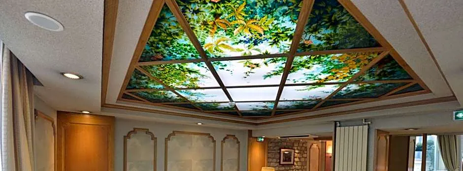 Hotel Renoir Montparnasse